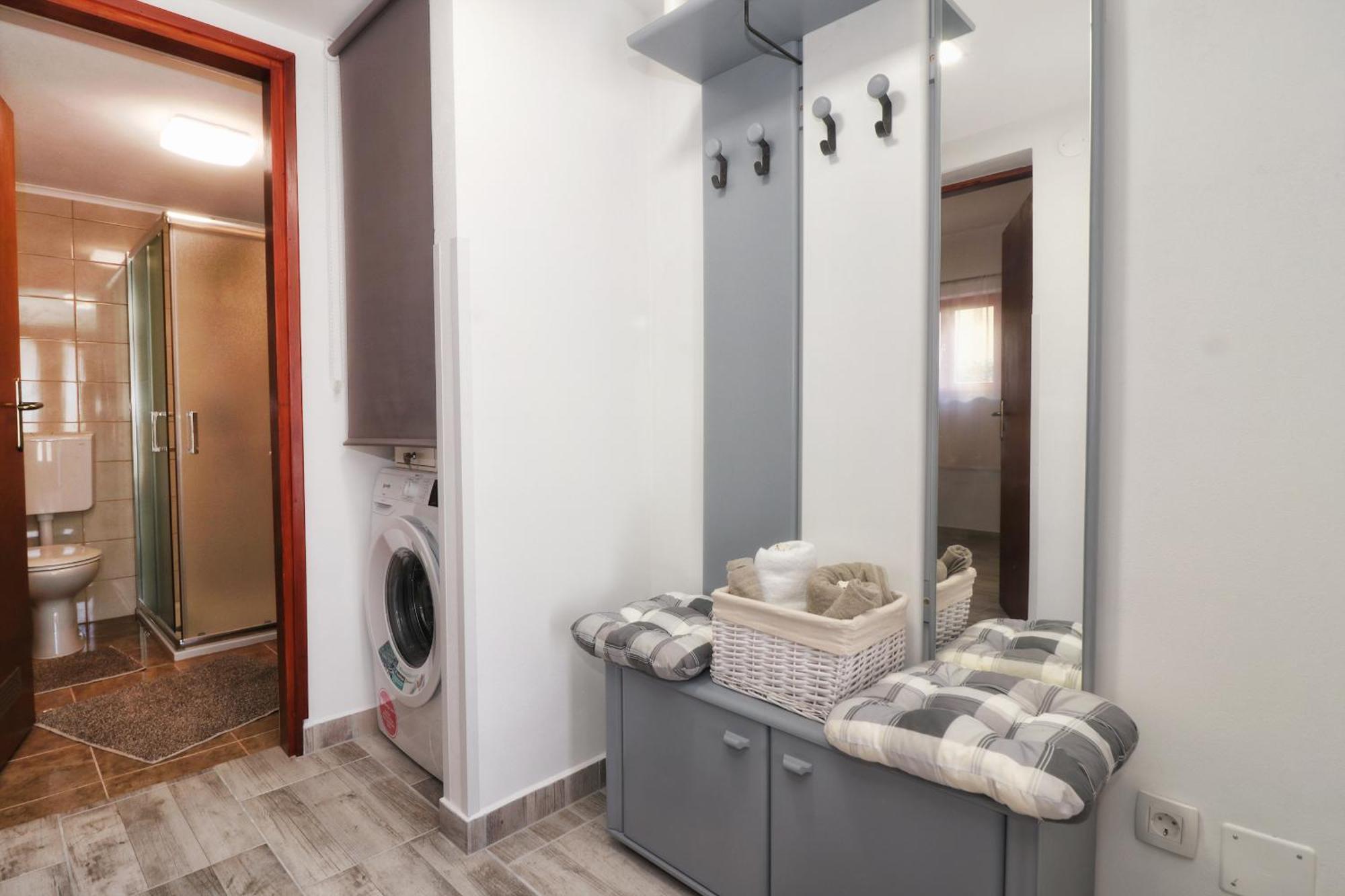 Appartement Edy 3 *